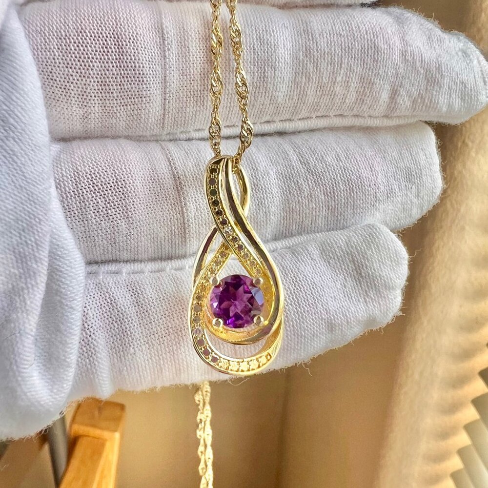 Vintage Gold Color Amethyst Pendant Necklace Costume Jewelry